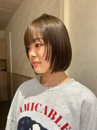 ショート Sora/レイヤー/ ブリーチなしWカラーのヘアスタイル