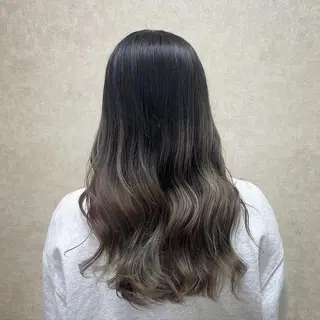 ロング 前田 菜奈子のヘアスタイル