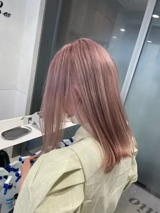 セミロング カラー パーマ ヘアアレンジ ハイトーンカラー🤍 山下 優華のヘアスタイル