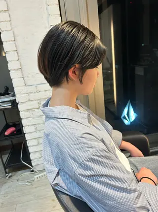 ショート りん🧸透明感カラ ー/ヘアアレンジのヘアスタイル