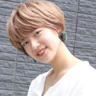 ショート 山野 稚奈のヘアスタイル