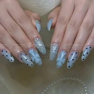 ミディアム YUME Nail Beautyのネイルデザイン
