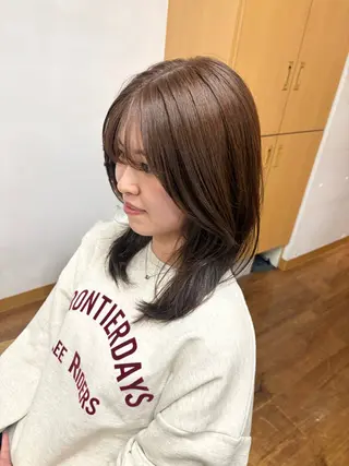 ミディアム 村上 遼華のヘアスタイル