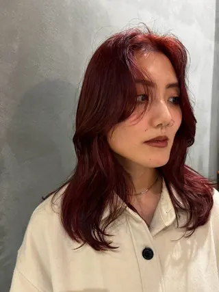 セミロング カラー 都築 菜美のヘアスタイル