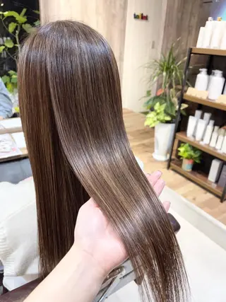 ロング カラー 髪質改善で 憧れの潤艶美髪にのヘアスタイル
