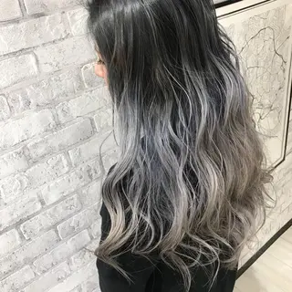 ロング カラー Oopsレイヤー 加藤澄都のヘアスタイル