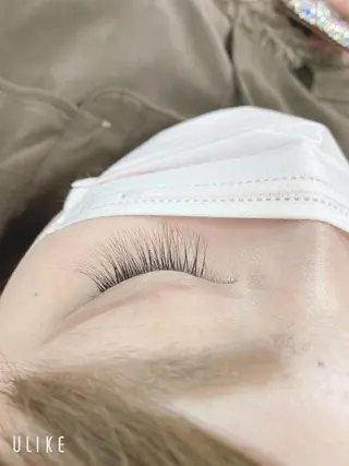 マツエク・マツパ 中村 眞歩のヘアスタイル