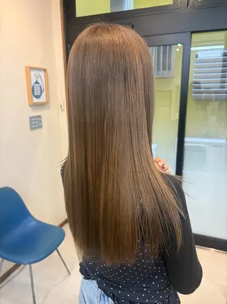 ロング カラー 杉浦 愛華のヘアスタイル