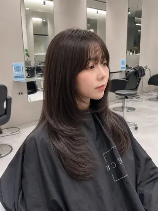 ロング 神戸レイヤーカット 顔周り/骨格診断のヘアスタイル
