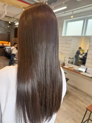 ロング カラー 太田 結愛のヘアスタイル