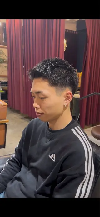ショート メンズ トイ ハルトのヘアスタイル