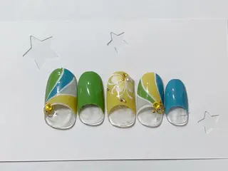 ネイル Nail salon Dejavu 🌿のネイルデザイン