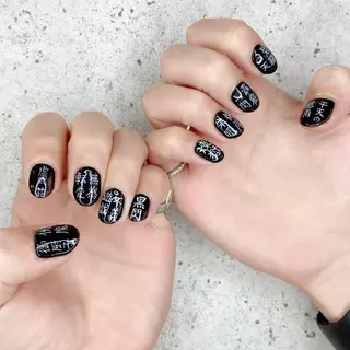 ミディアム カラー パーマ ヘアアレンジ メンズ キッズ ネイル マツエク・マツパ アイブロウ Salon Ｋのネイルデザイン