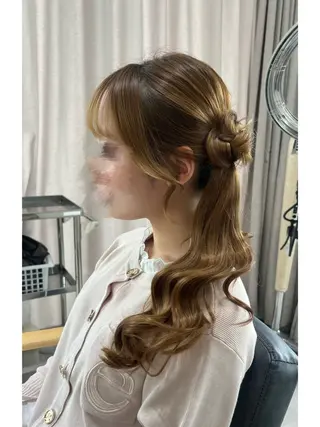 mona🩵透明感 カラー/ヘアセットのヘアスタイル