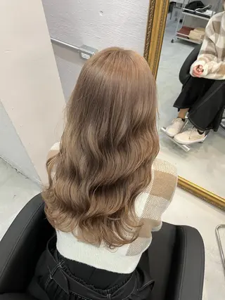 ロング カラー グレージュ/透け感 カラー/透明感カラーのヘアスタイル