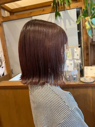 ミディアム カラー ENIF 大島 芽生のヘアスタイル