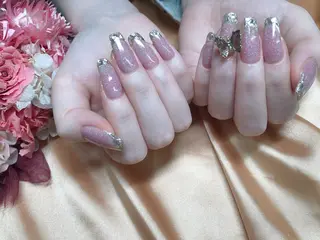 ネイル Blowe ニュアンスのネイルデザイン