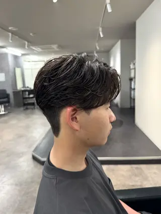 ミディアム パーマ メンズ 立川メンズ韓国ヘア |コーキ🇰🇷のヘアスタイル