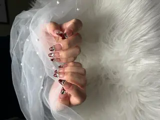 ネイル PEEKABOO 旧:momo京橋のネイルデザイン