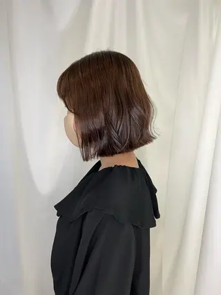 ミディアム 鵜澤 華乃音のヘアスタイル