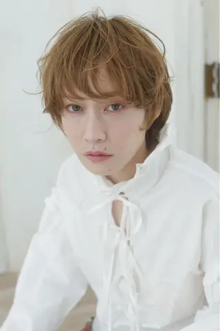 マツエク・マツパ 谷 なづきのヘアスタイル