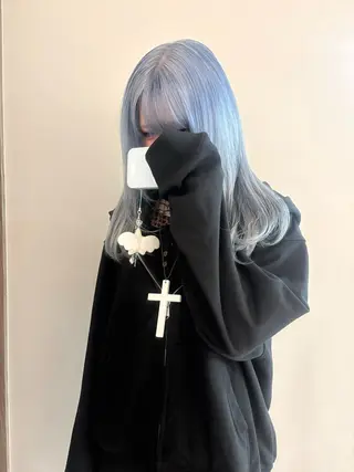 カラー やの ゆきなのヘアスタイル
