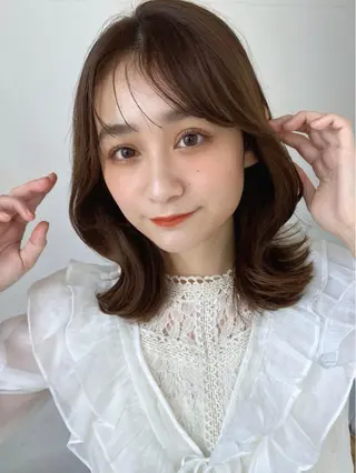 ミディアム カラー 似合わせレイヤー モテカラー🤍三科のヘアスタイル