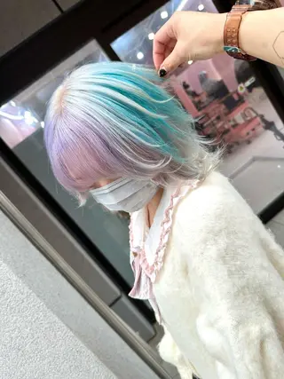 ミディアム カラー ブリーチ特化🌈 MANATOのヘアスタイル