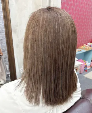 ミディアム カラー r i n k aのヘアスタイル