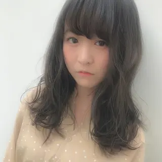 セミロング カラー 髪質改善🌟 TAKERUのヘアスタイル