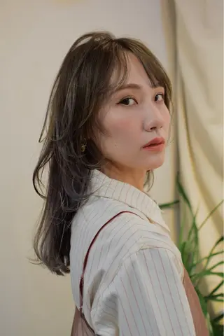 ロング カラー cana 札幌レイヤースタイルのヘアスタイル