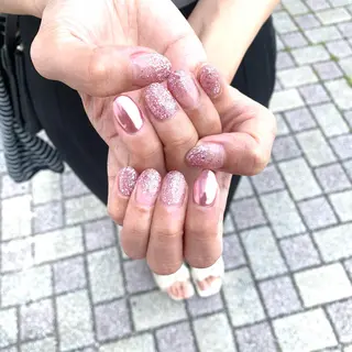 ネイル new me"のネイルデザイン