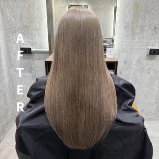 ロング カラー ミルクティー& レイヤーRIKUTOのヘアスタイル