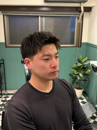 ショート メンズ 足立 享祐のヘアスタイル