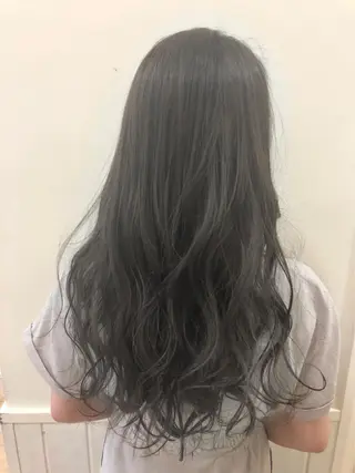 ロング カラー ぱつっとボブ/ 小野あかねのヘアスタイル
