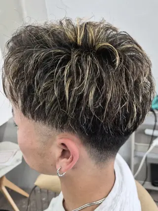 カラー メンズ 植木 亮磨のヘアスタイル