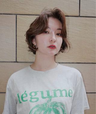ショート パーマ,透明感カラー /emiのヘアスタイル