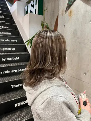 セミロング ono ninaの眉毛・アイブロウイメージ