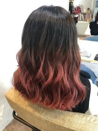 セミロング カラー オイカワ ルウのヘアスタイル