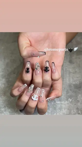 ネイル Nailist Aoiのネイルデザイン