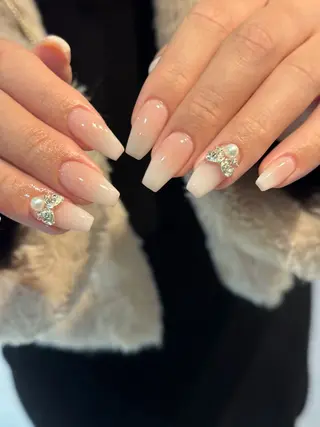 ネイル aneu. -アヌ- 💅🫧reinaのネイルデザイン
