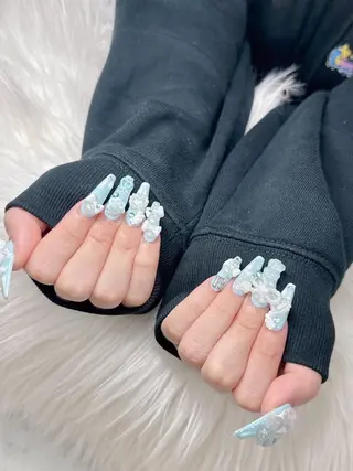 ネイル Lee Nailsのネイルデザイン
