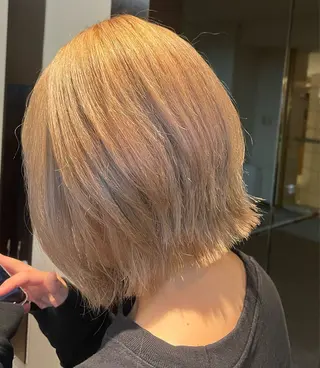 ミディアム タナカ Tanakaのヘアスタイル