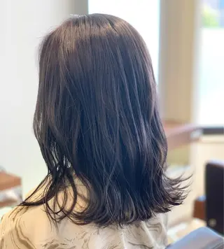 ミディアム カラー シャルミア ヘアのヘアスタイル