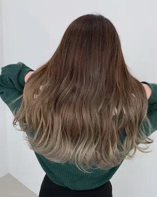 セミロング 山田 絵里菜のヘアスタイル