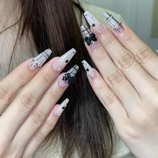 ネイル Noél_ Rikiのネイルデザイン