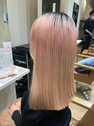 ロング 亀田 実花のヘアスタイル