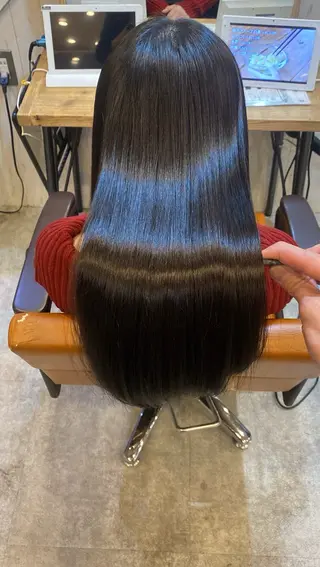 ロング 40代以降の 縮毛矯正専門家のヘアスタイル