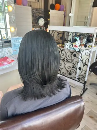 セミロング カラー 東恩納 誠のヘアスタイル