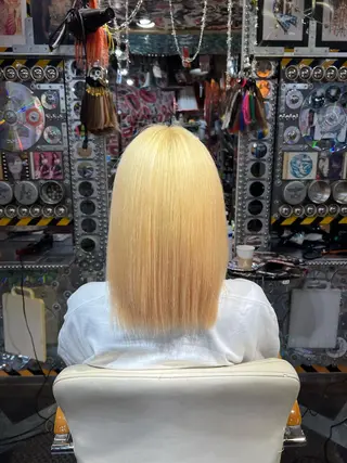ミディアム カラー KOYA ｺﾔのヘアスタイル